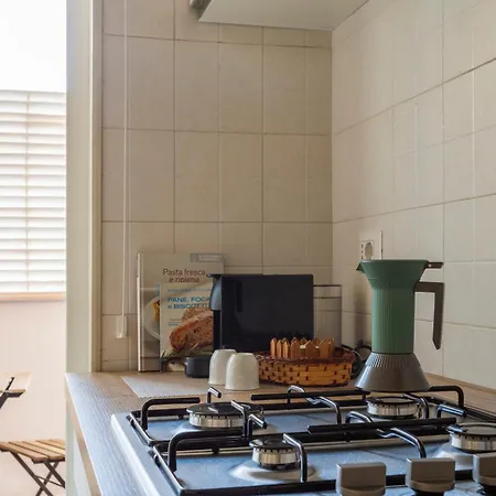 L A18 L Apartment *